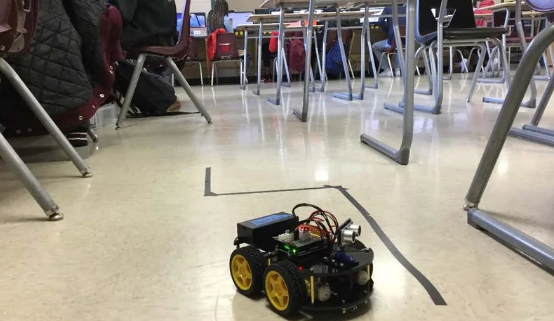 Robot Teaches Students Real-World Programming Skills a project funded by the Student Research Foundation