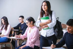 How to Pick the Best Summer STEM Programs for High School Students - Student Research Foundation